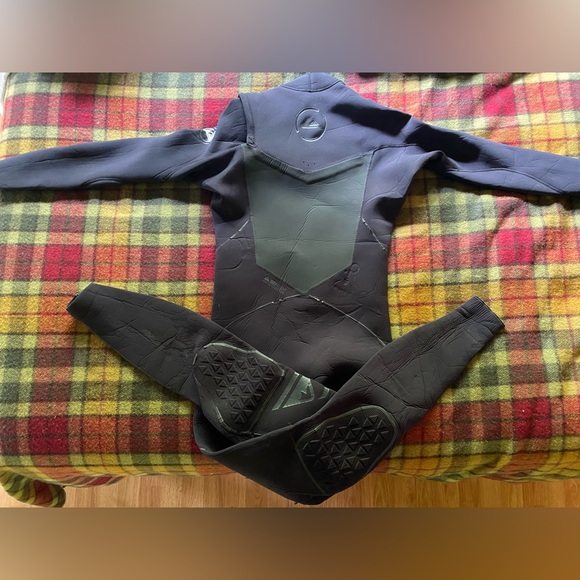 3/2 Quicksilver Wetsuit "F'n Lite" - Picture 1 of 1